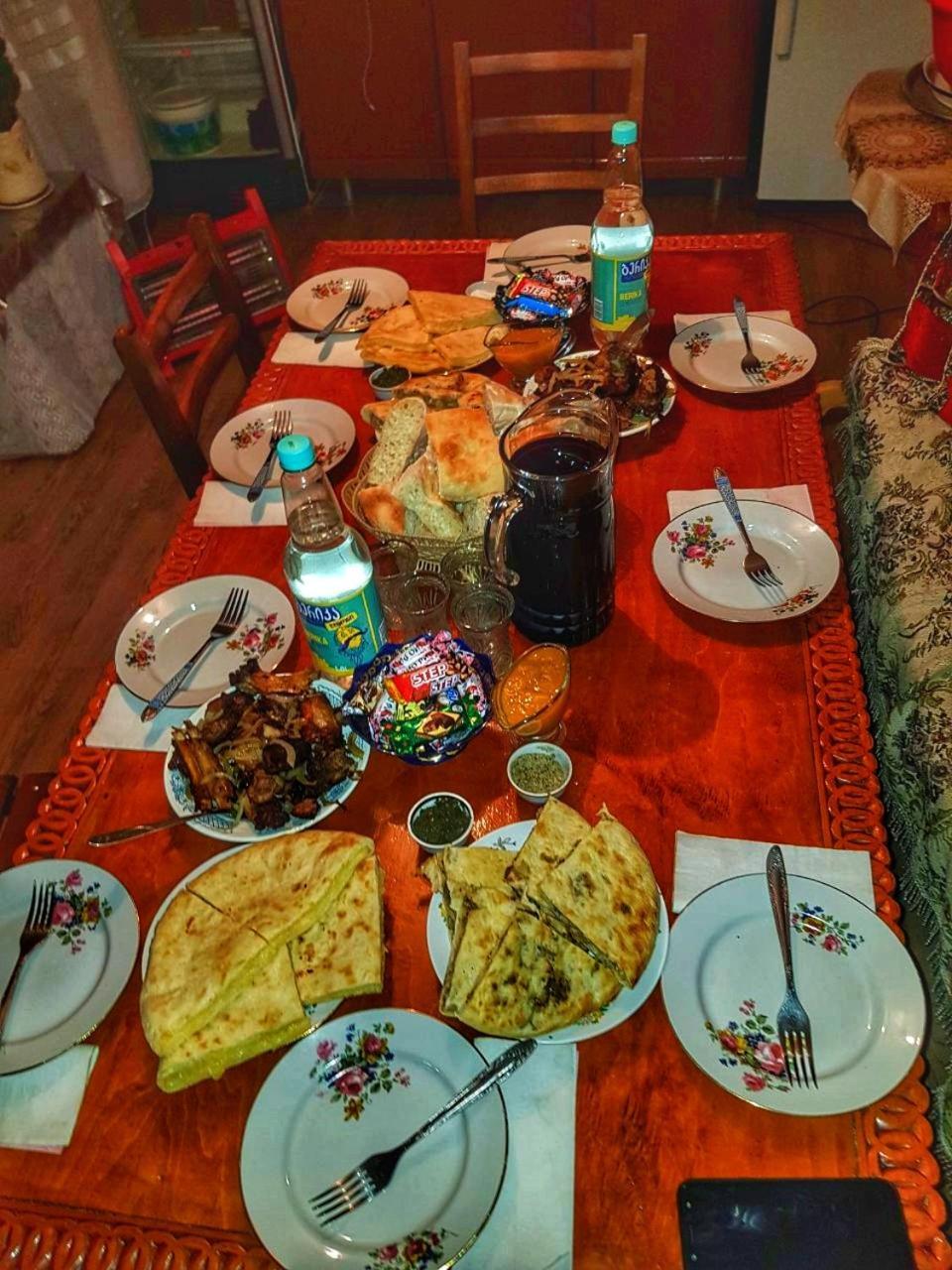 Guest House Buba Ushguli Bagian luar foto