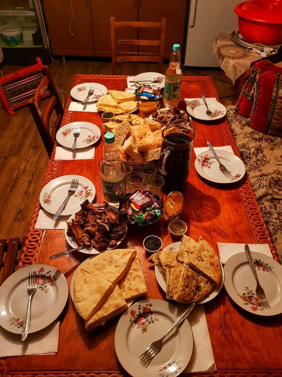 Guest House Buba Ushguli Bagian luar foto